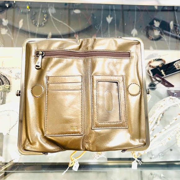 Hobo International Gold Leather Clutch Wallet - Picture 5 of 11
